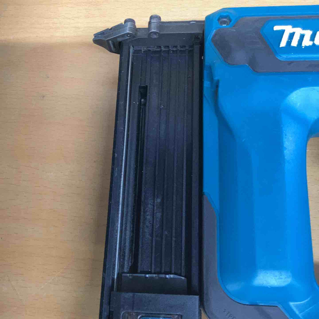 マキタ 35mm充電式面木釘打 FN350DZK 本体＋ケース+バッテリー1個セット【越谷店】