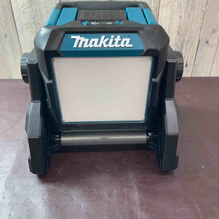 【中古品】 マキタ(makita) コードレススタンドライト 40Vmax ML003G 青 充電式スタンドライト 【東大和店】