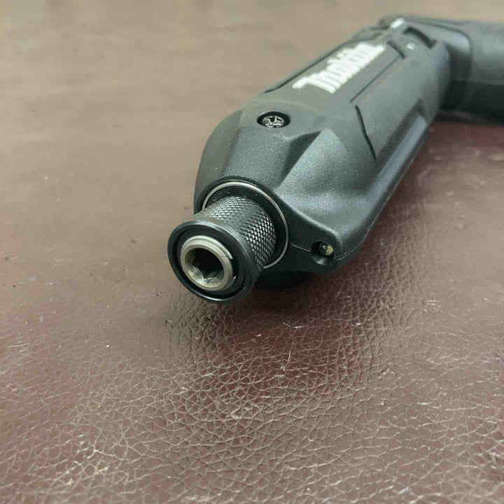 【中古品】 マキタ(makita) 7.2V コードレスペンインパクトドライバ TD023DZB 【東大和店】