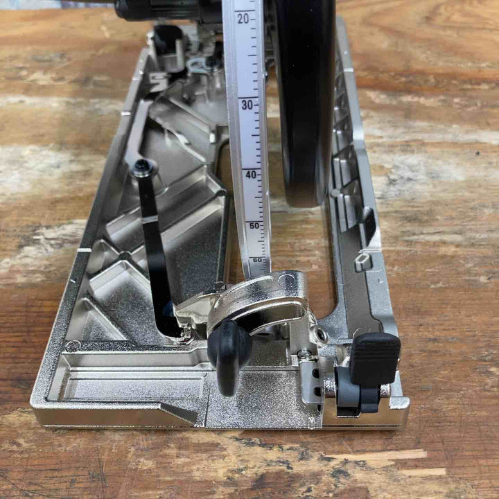 ◇マックス(MAX) 165mm コードレス防じん丸のこ PJ-CS61CDP【柏店】