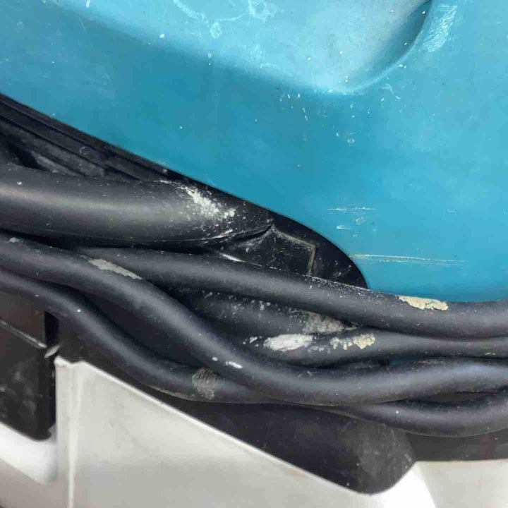 ★マキタ(makita) 集じん機 乾湿両用 483(P) ホース付き【越谷店】