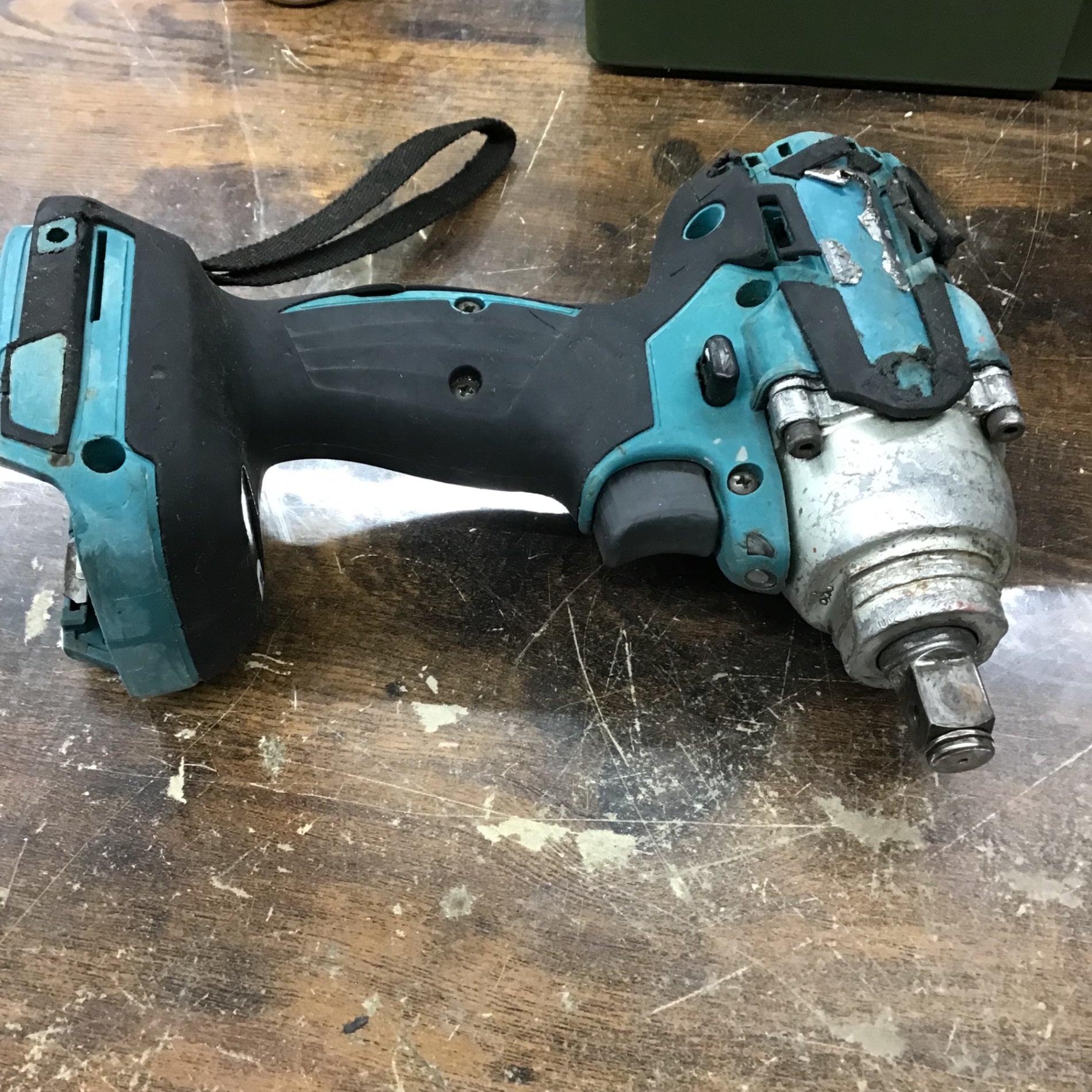 ☆マキタ(makita) コードレスインパクトレンチ TW285DZ【戸田店