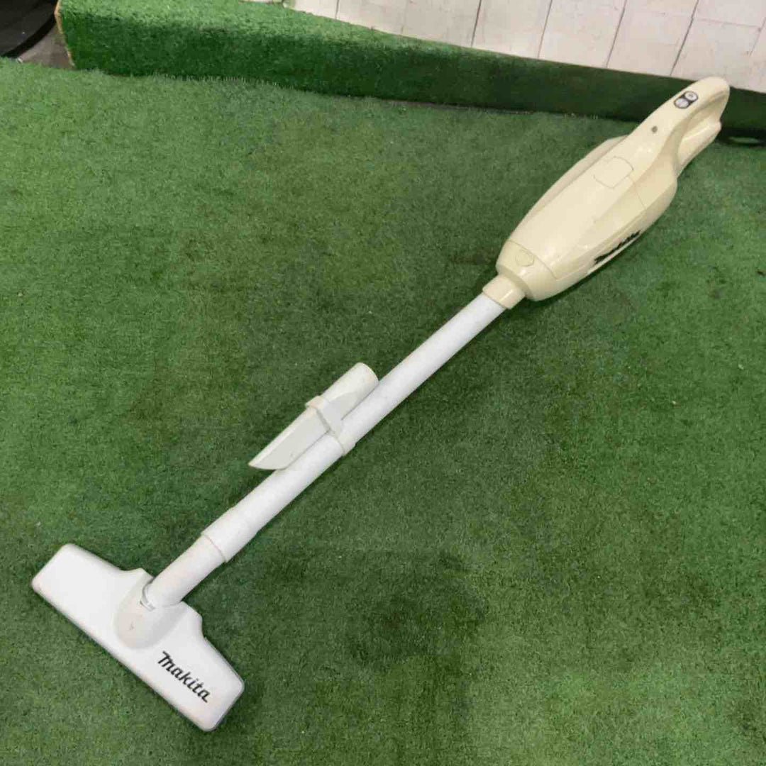 ☆マキタ(makita) コードレスクリーナー CL107FDSHW 10.8V 動作確認済【川口店】