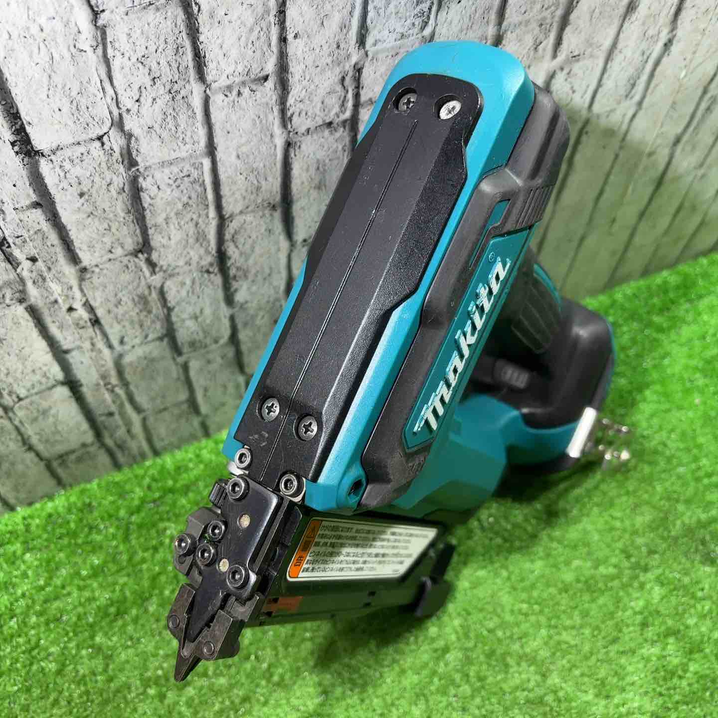 ★マキタ(makita) コードレスピンネイラ PT353DZ【川口店】 ☆マキタ(makita) コードレスピンネイラ 18V PT353DZ【川口店