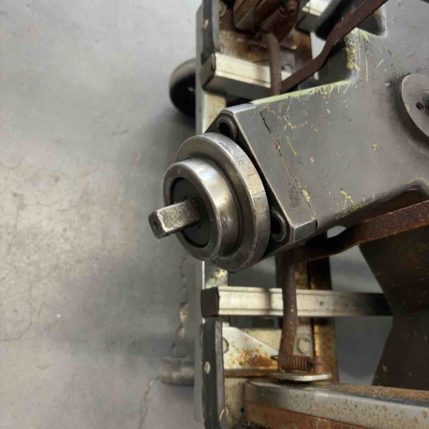 店頭受取り限定】旋盤用 振れ止め ぶりょ 保証無し【川口店】 – アクト