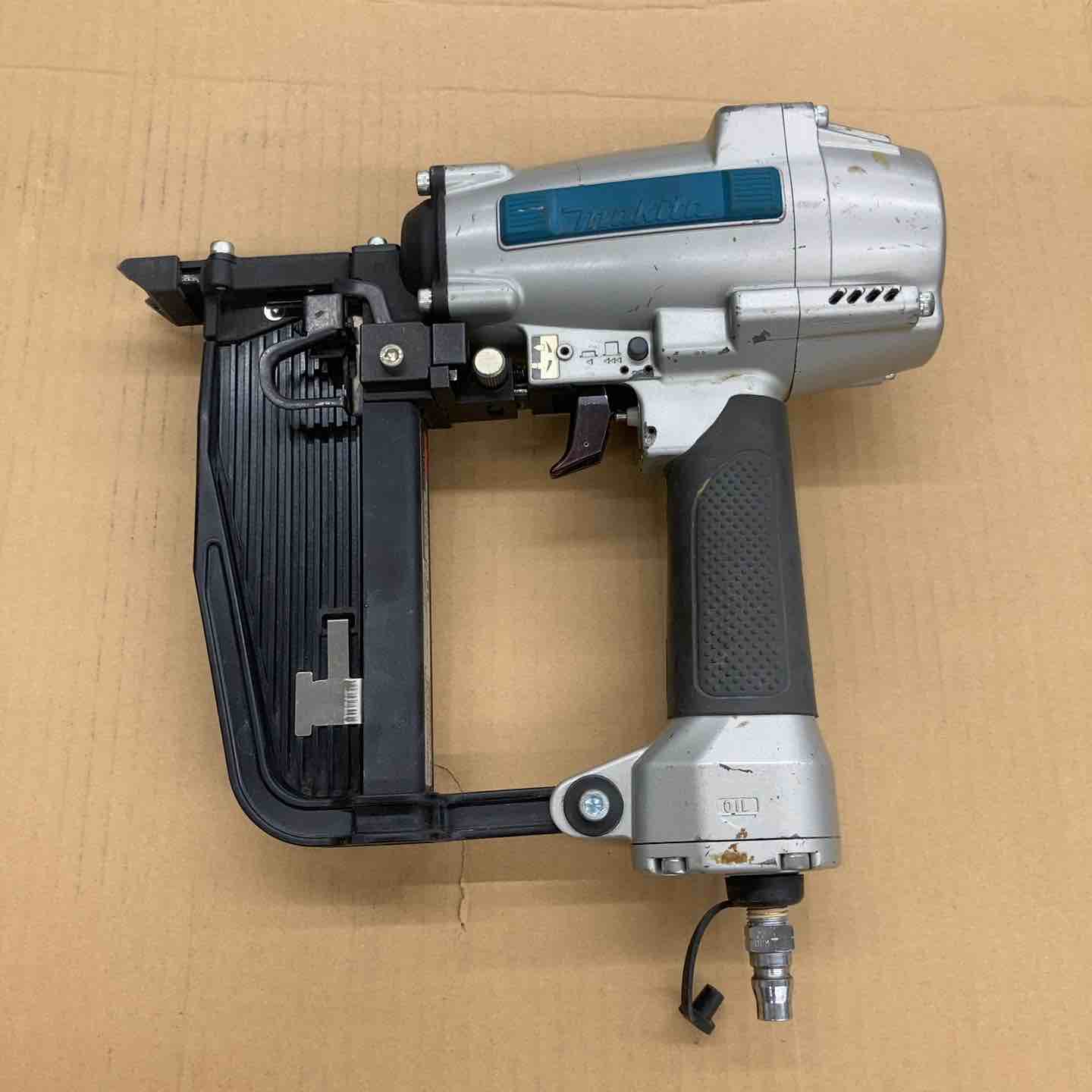 ☆マキタ(makita) 常圧フロアタッカー AT1150【八潮店】 – アクト