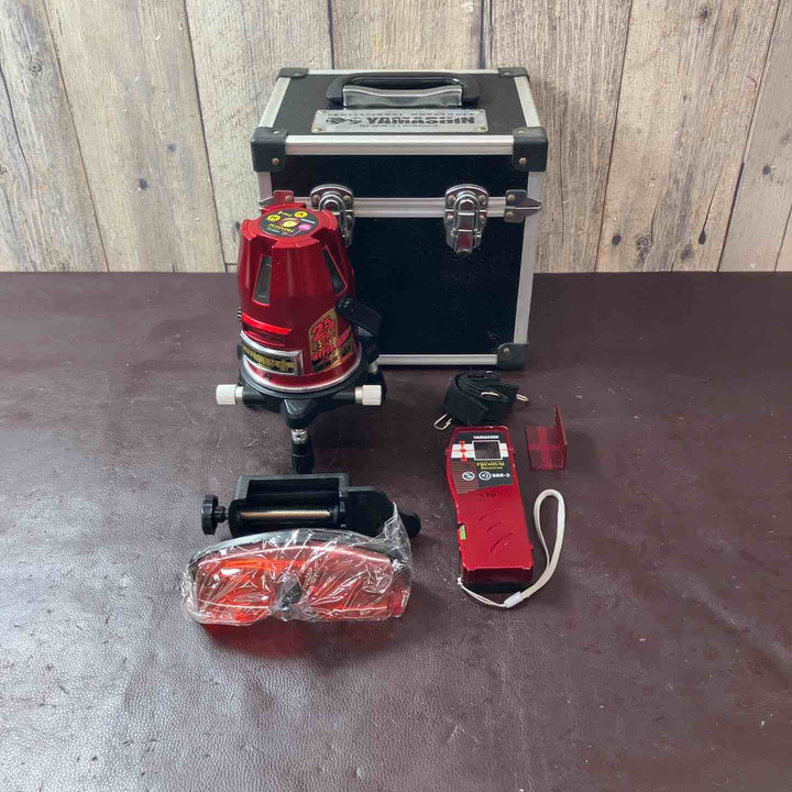 【中古品】 山真製鋸(YAMASHIN) レーザー墨出し器 PM-4 矩・横 【東大和店】