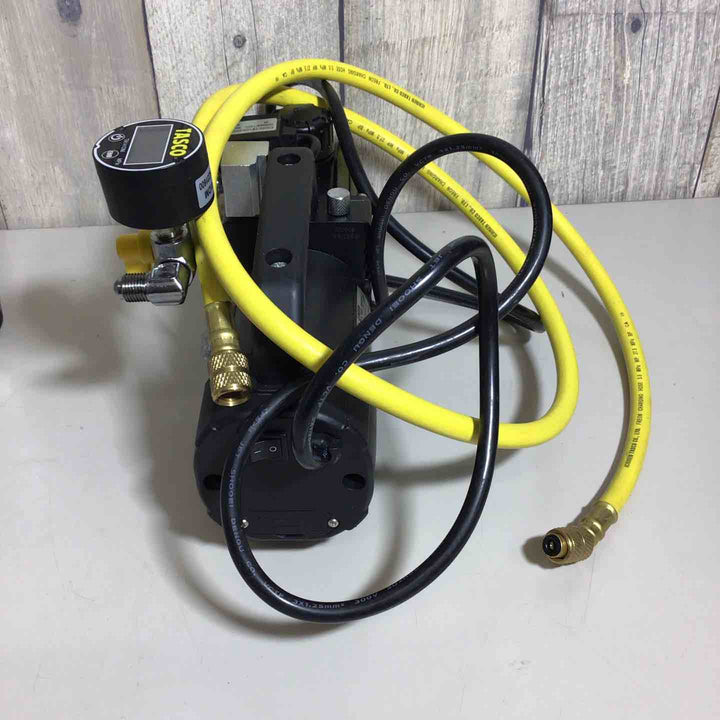 【美品】 イチネン TASCO オイル逆流防止弁付ウルトラミニツーステージ 真空ポンプ TA150SW【戸田店】