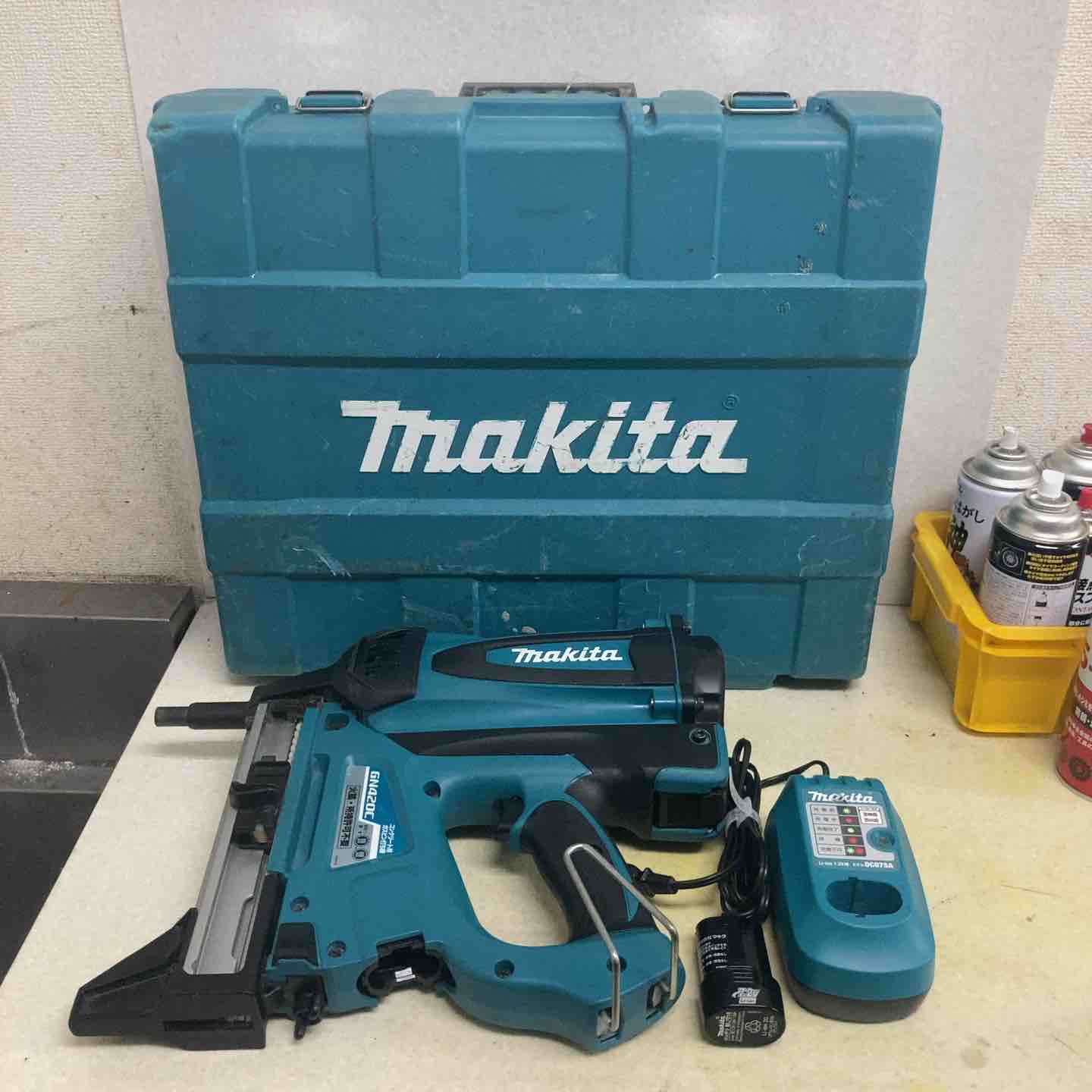 ☆マキタ(makita) コードレスコンクリート用ガスピン打ち機 GN420C