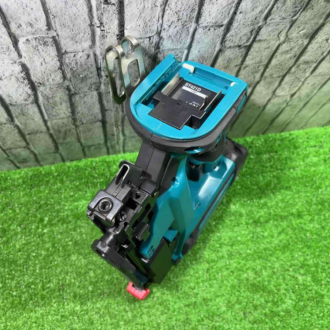 ★マキタ(makita) コードレスタッカー 18V ST421DZK【川口店】