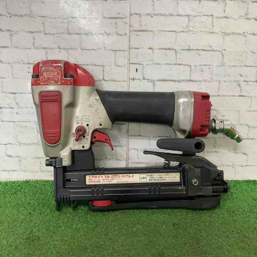 MAX TA-225/425J 常圧 エアタッカー【野田愛宕店】【店頭取引限定】【中古】ITR6Y86K3RQ4 MAX TA-225/425J 常圧 エアタッカー【野田愛宕店】【店頭取引限定