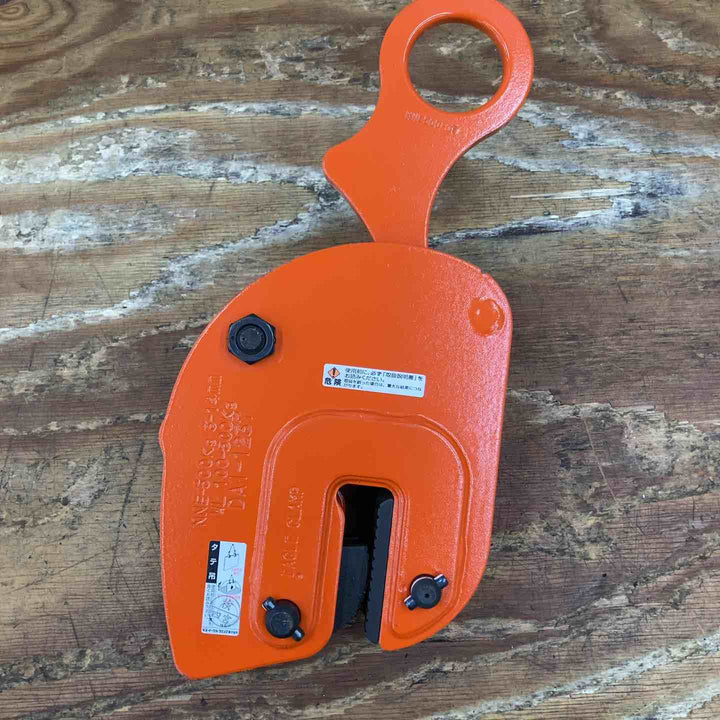 【美品】イーグル 鉄工用 縦つり クランプ NNE-500 0.5トン【柏店】