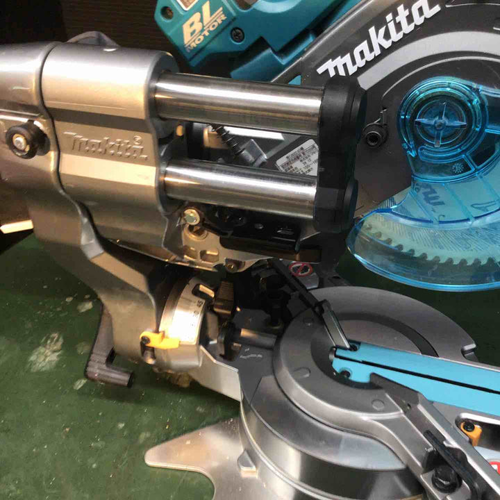 ★マキタ(makita) コードレススライドマルノコ LS001GZ【戸田店】