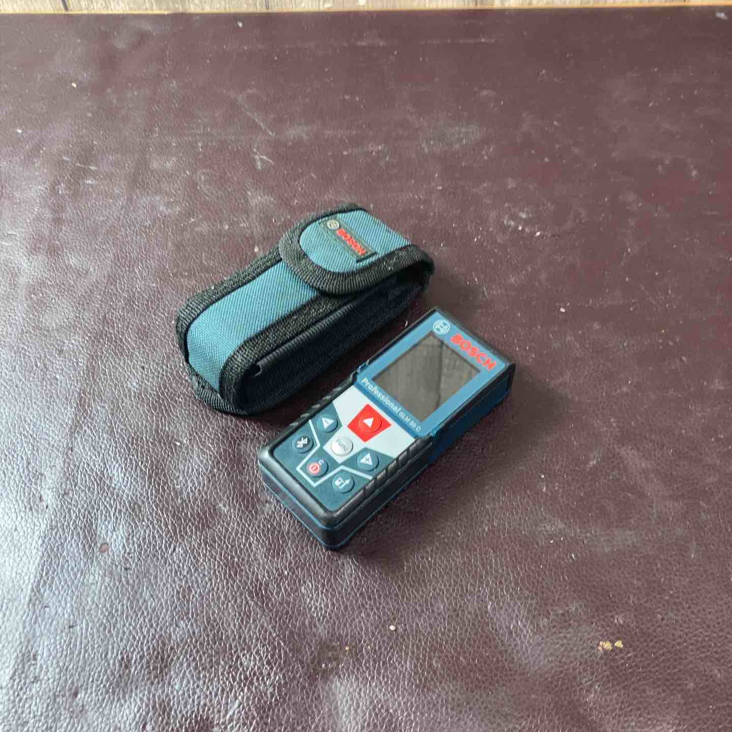 【中古品】ボッシュ(BOSCH) レーザー距離計 GLM50C ソフトケース付属【東大和店】 中古品】ボッシュ(BOSCH) レーザー距離計 GLM50C ソフトケース付属