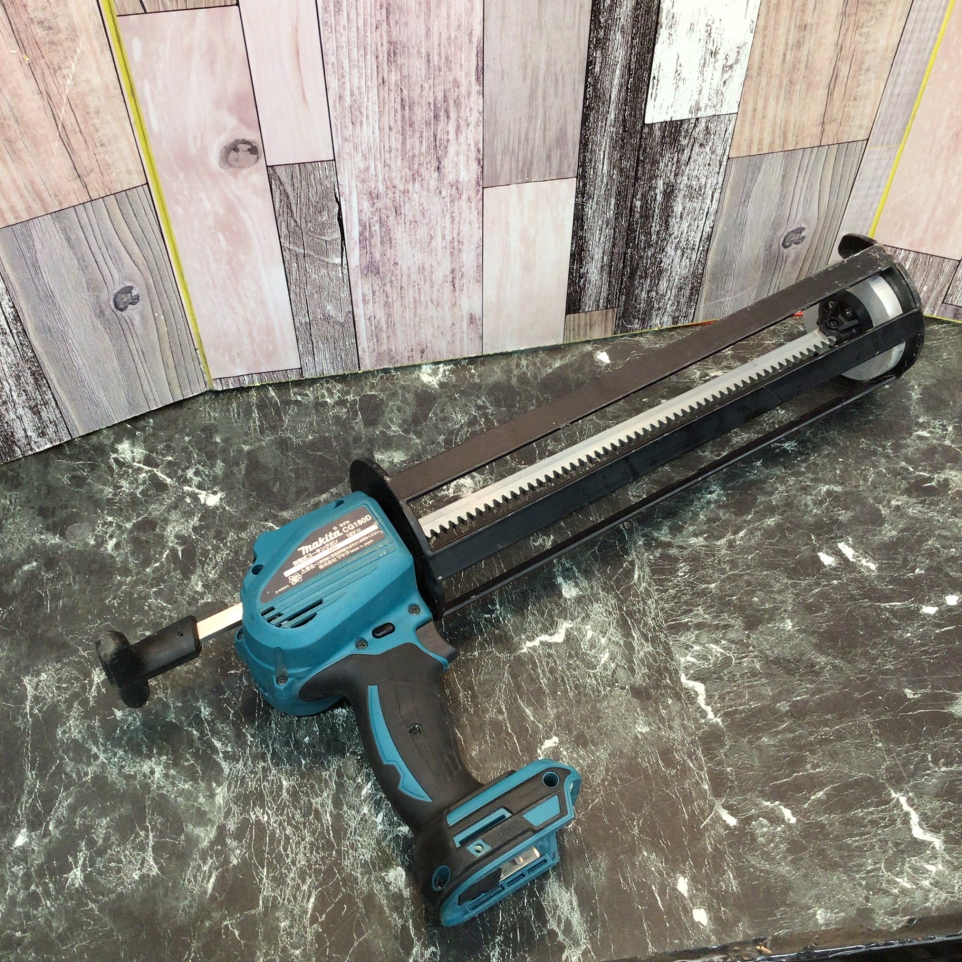 ☆マキタ(makita) コードレスコーキングガン CG180DZ【八潮店