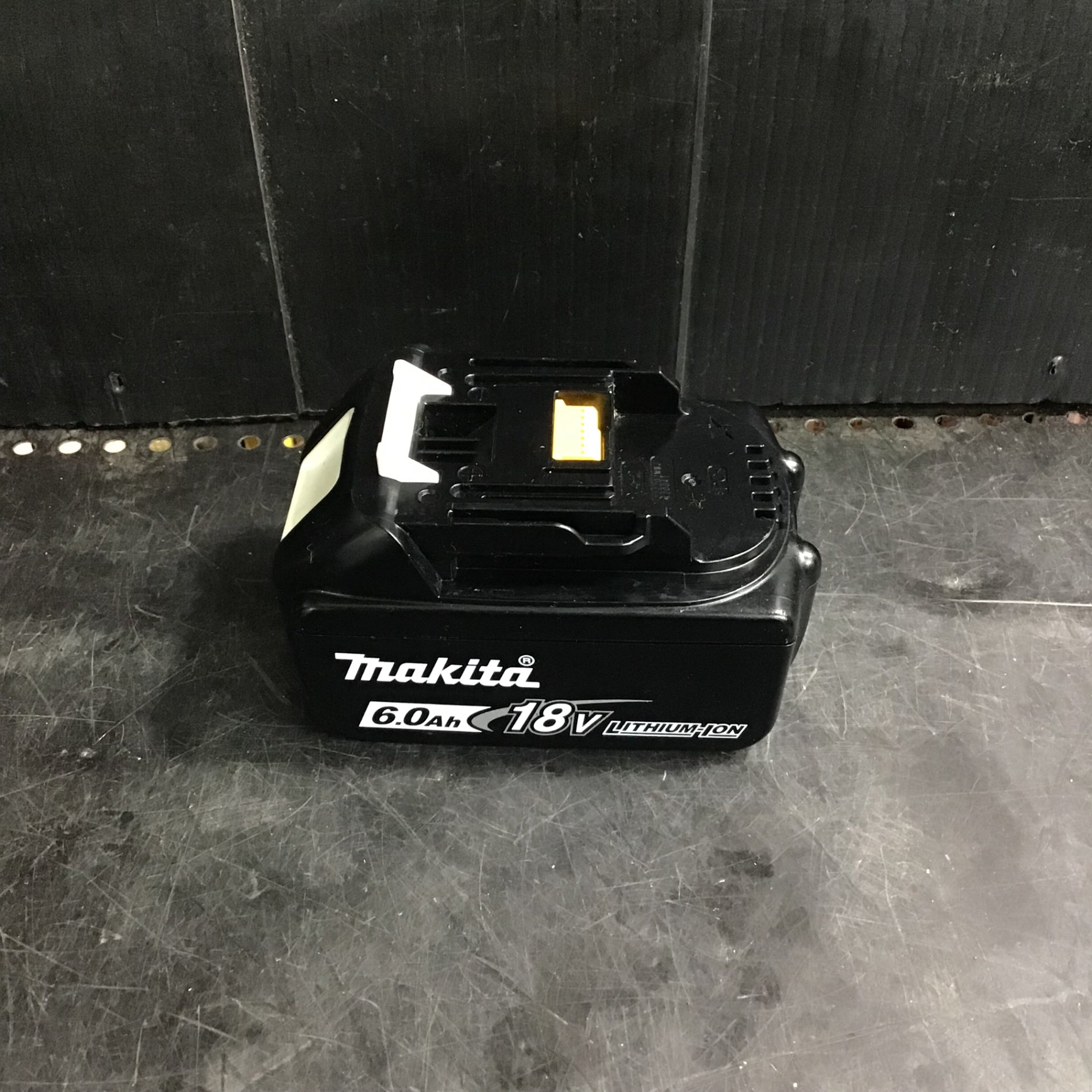 ☆マキタ(makita) コードレスソフトインパクトドライバー TS141DRGXB