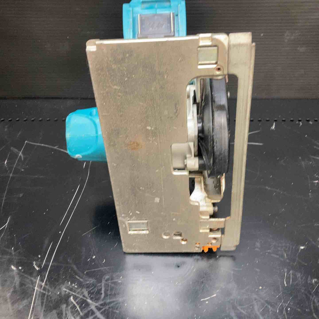 ★マキタ(makita) コードレス丸のこ SS540DRF【川越店】