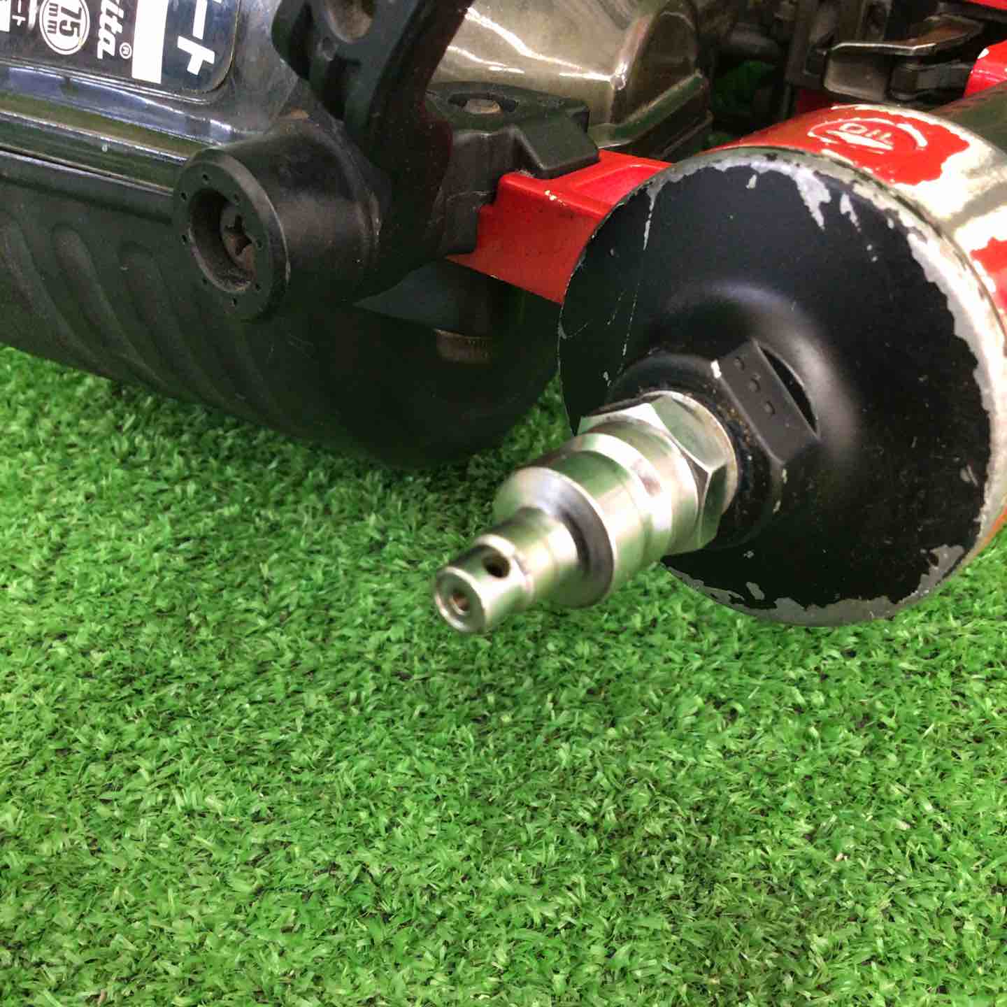 現状品】 マキタ/makita 高圧エア釘打ち機 AN711H 【鴻巣店】 – アクト