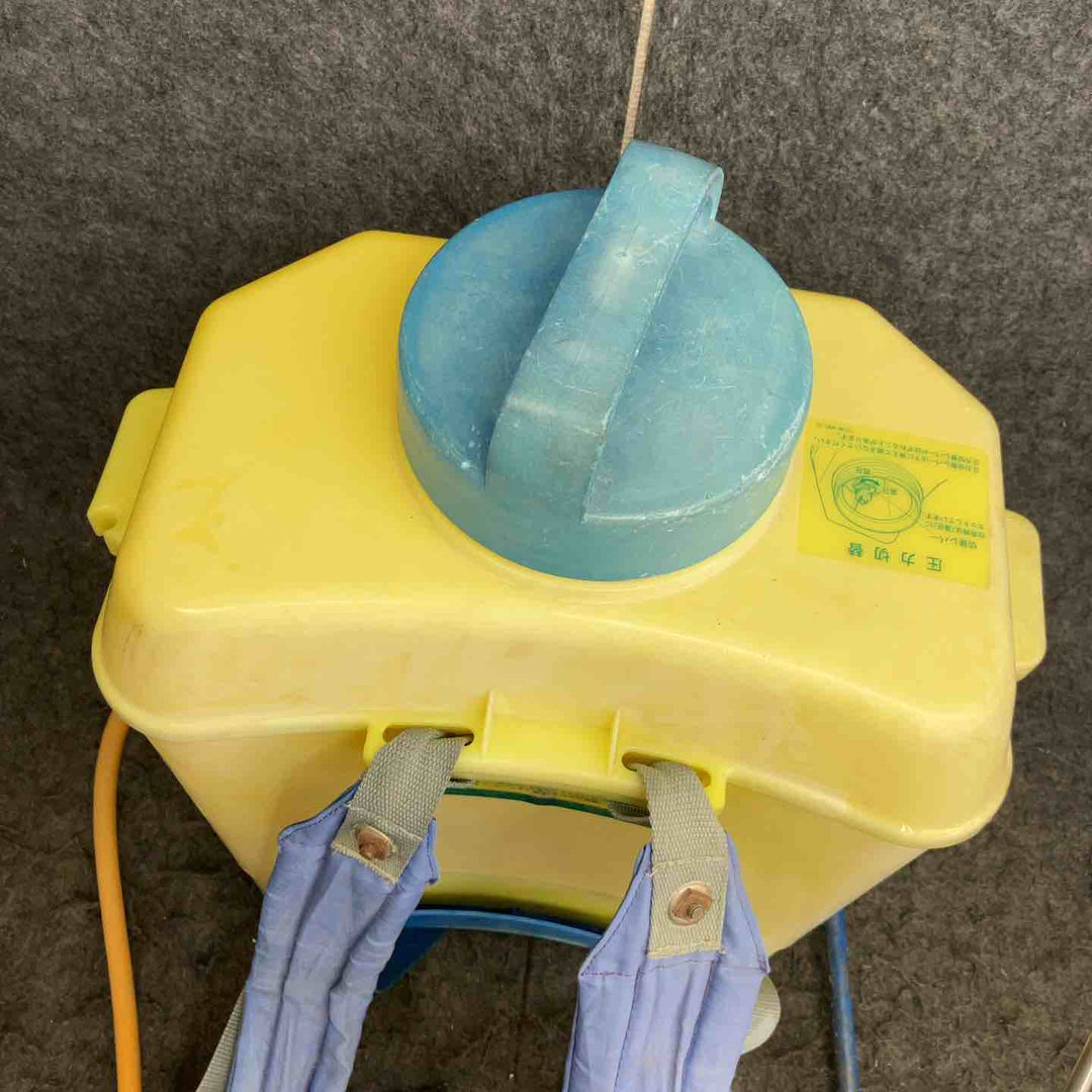 【現状品】◇みのる 桃太郎 手動式背負い式除草剤専用散布機 FT-181 噴霧器  調節噴口(2で固定し動かない)のみ付属。【鴻巣店】