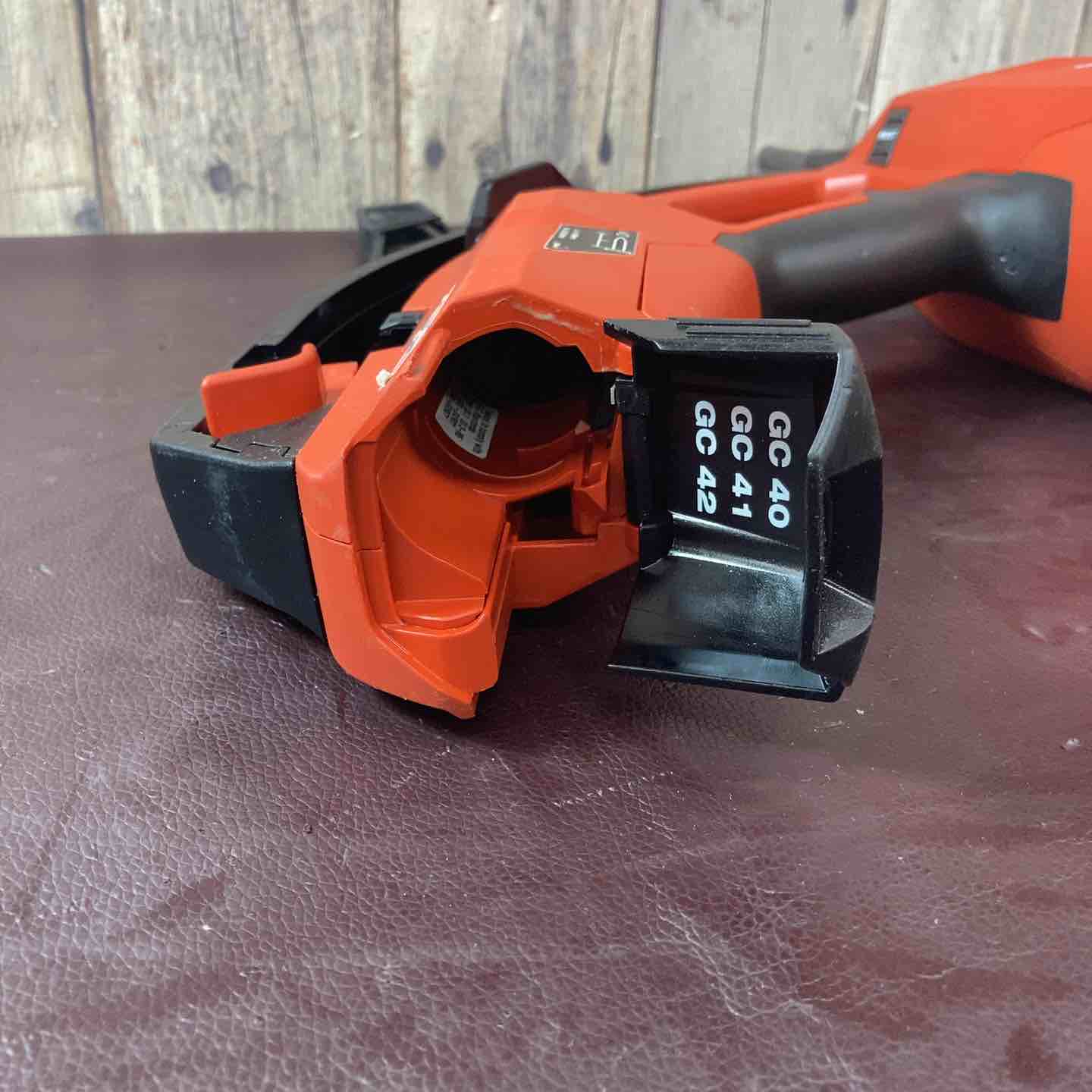 中古品】ヒルティ(Hilti) ガスネイラ GX3 ガス式鋲打機 ガス式ピン打ち