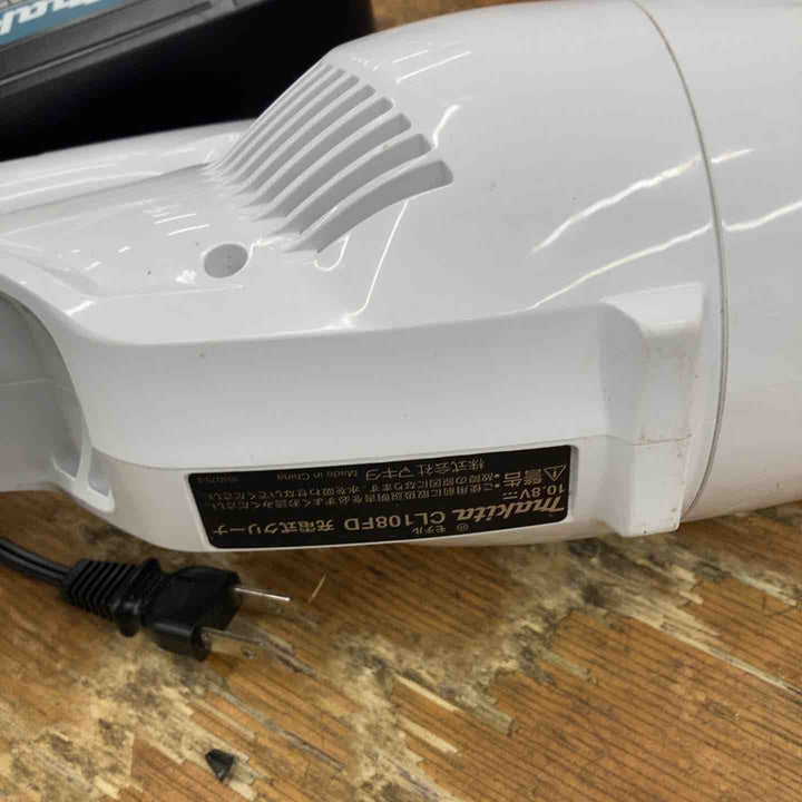 ◇マキタ(makita) コードレスクリーナー CL108FDSHW【柏店】
