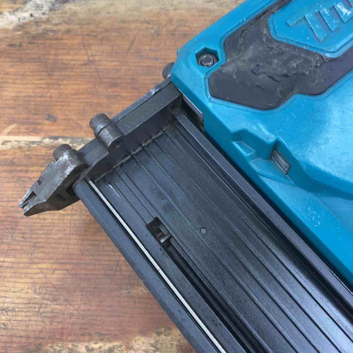 ★マキタ(makita) コードレスフィニッシュネイラ FN350DZK【柏店】