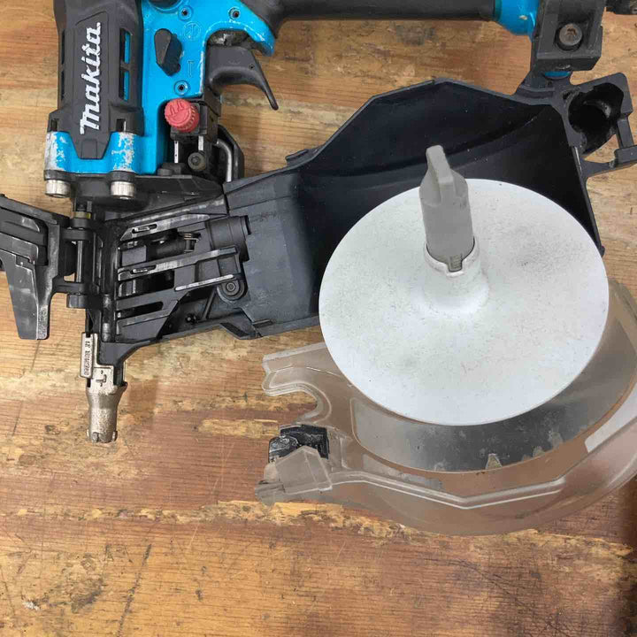 【中古品】★マキタ(makita) 高圧エア釘打ち機 AN534HM 50mm 青【柏店】