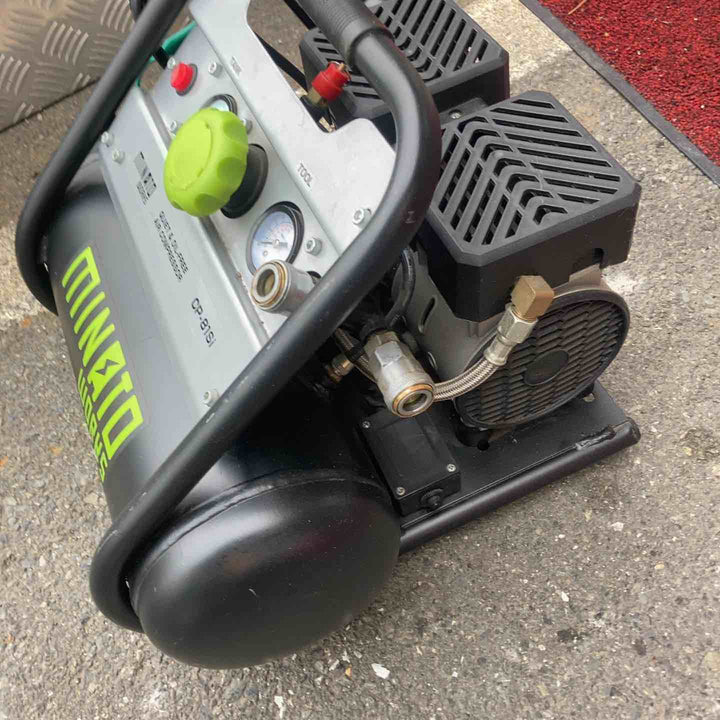 ミナト エアーコンプレッサー 静音オイルレス型 CP-81Si (100V/タンク容量8L) [エアコンプレッサー]【町田店】