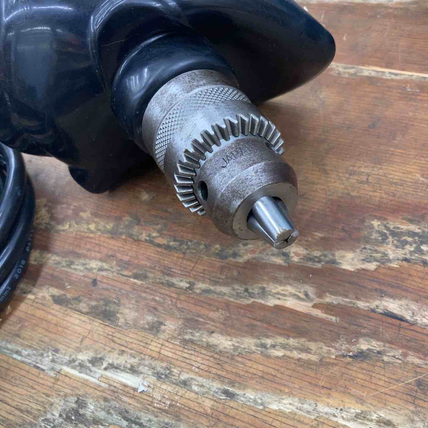 ☆マキタ(makita) ダイヤコア震動ドリル 8406【柏店】 – アクトツール