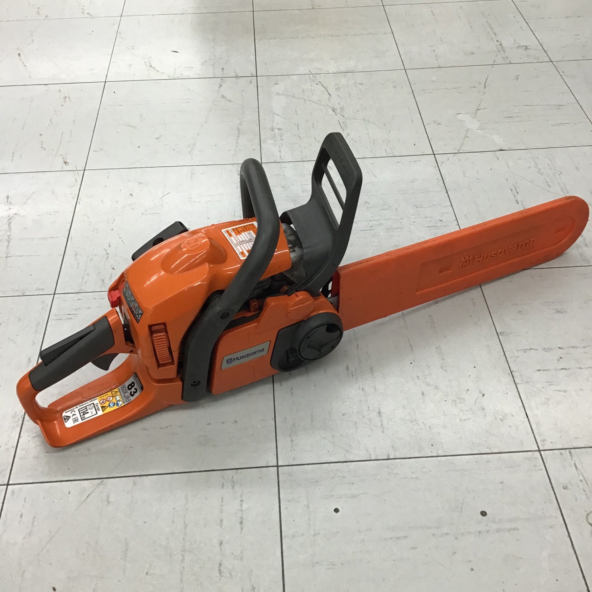 【中古品】 ハスクバーナー/Husqvarna エンジンチェーンソー・135e 【鴻巣店】