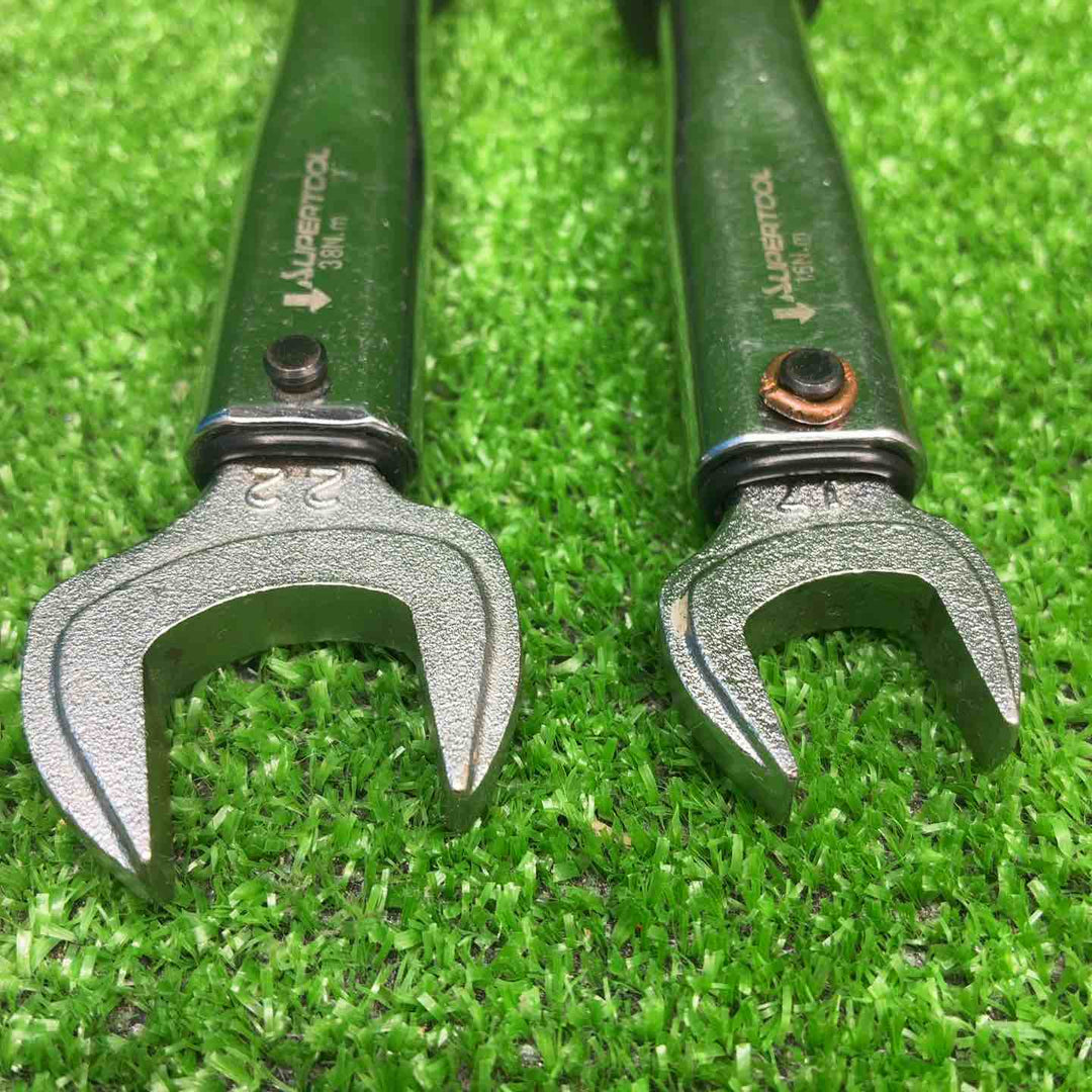 【2本セット】SUPERTOOL スーパーツール トルクレンチ STW17H STW22H【藤沢店】