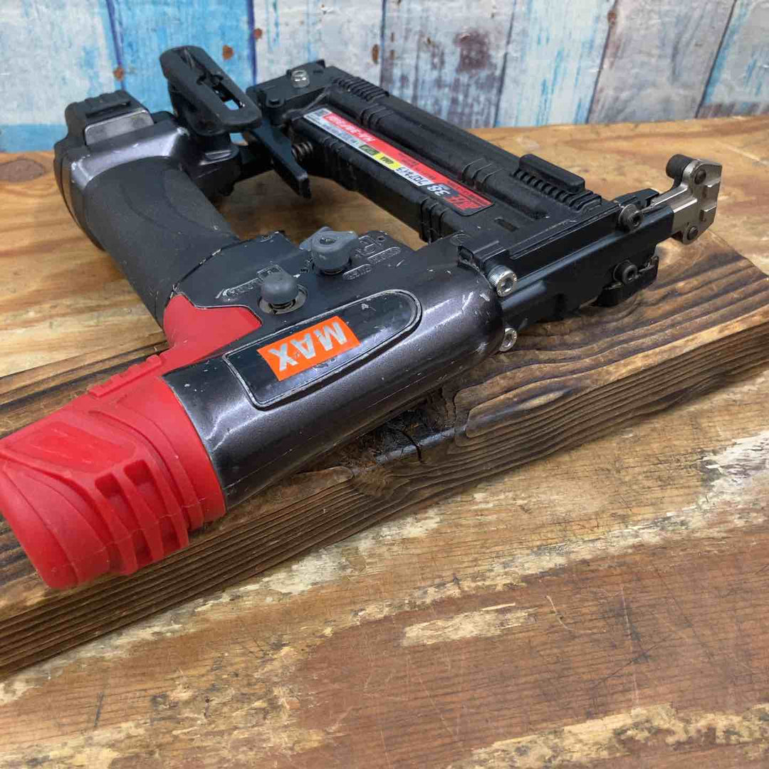 【中古品】MAX 高圧フロアタッカー HA-38F3(D) 38mm 4MA【柏店】