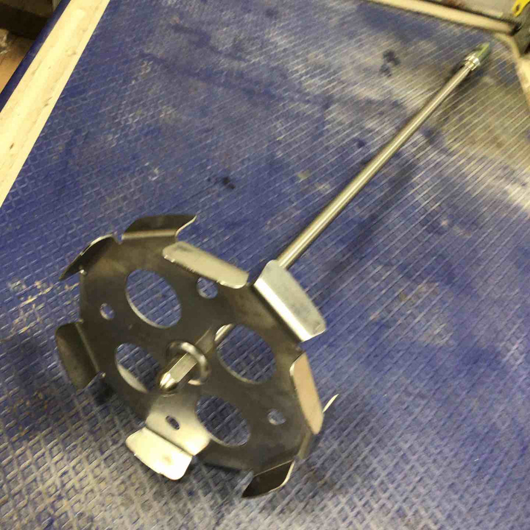 ★マキタ(makita) コードレスかくはん機 UT130DRG【草加店】