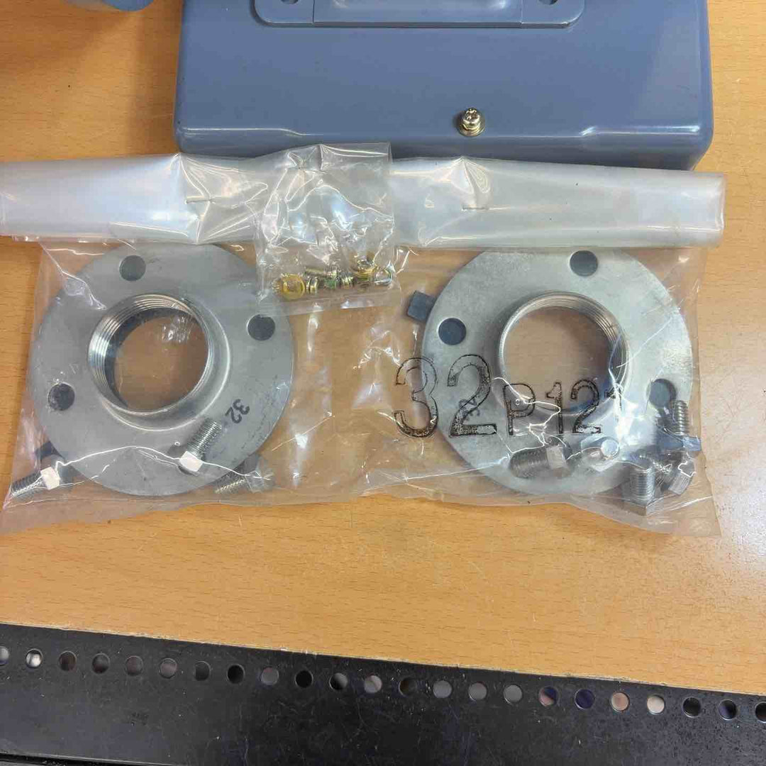 荏原製作所 EBRA PUMP 32P121 6.4S エバラステンレス製 多段うず巻ポンプ P121型【越谷店】