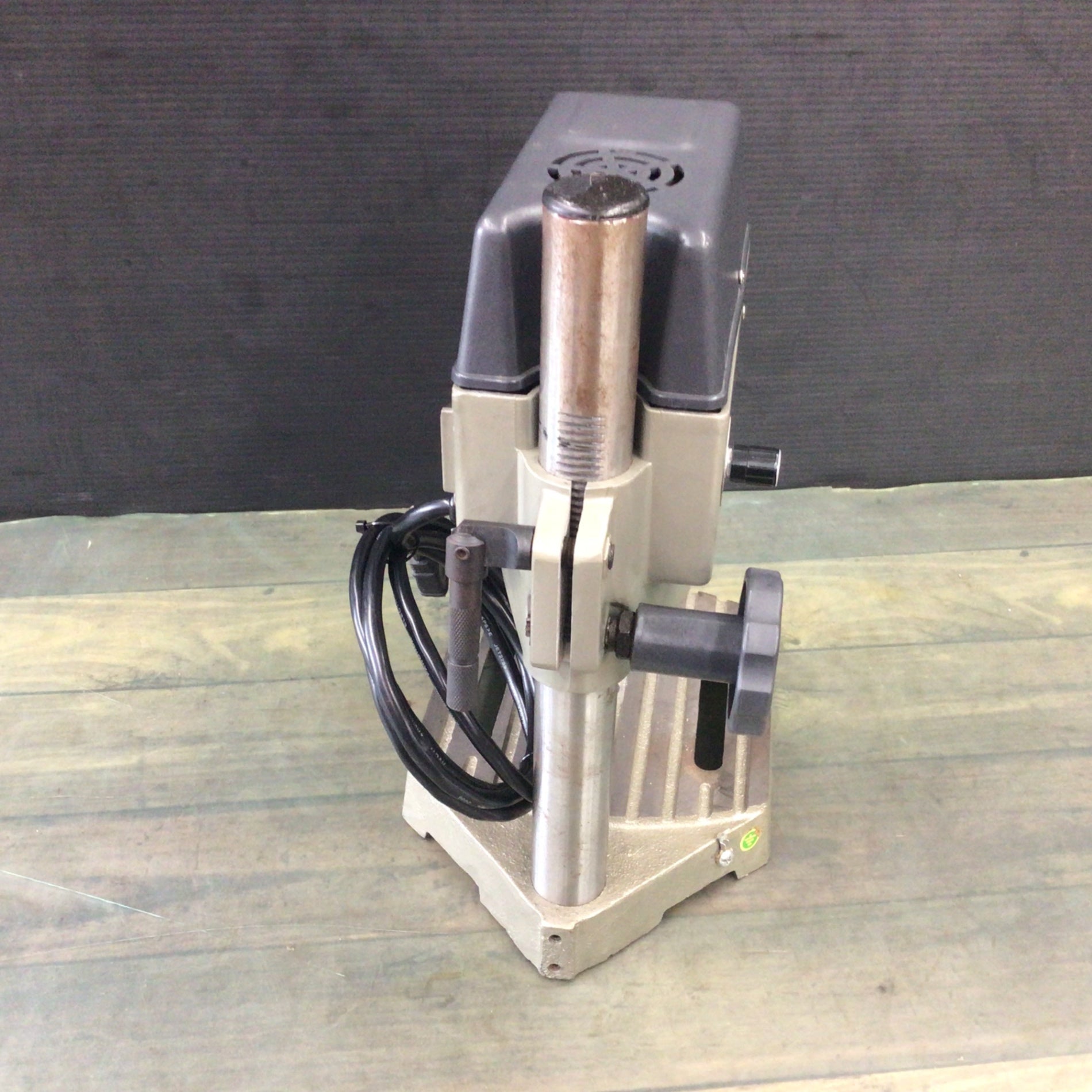 HEAD HEAD 卓上ボール盤 コンパクトタイプ HDP10A 東大和店 HEAD HEAD 卓上ボール盤 コンパクトタイプ HDP10A 東大和店