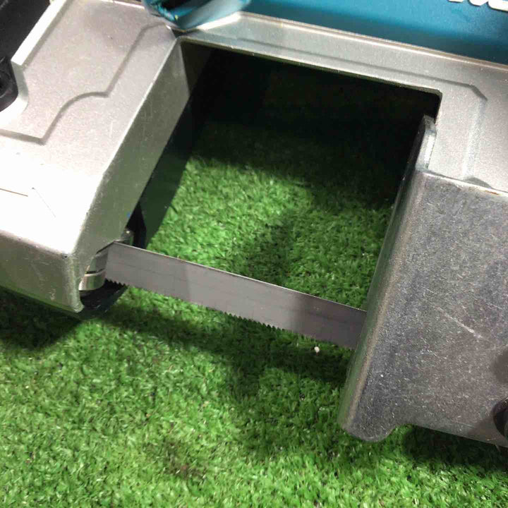★マキタ(makita) コードレスポータブルバンドソー PB183DZ【川口店】