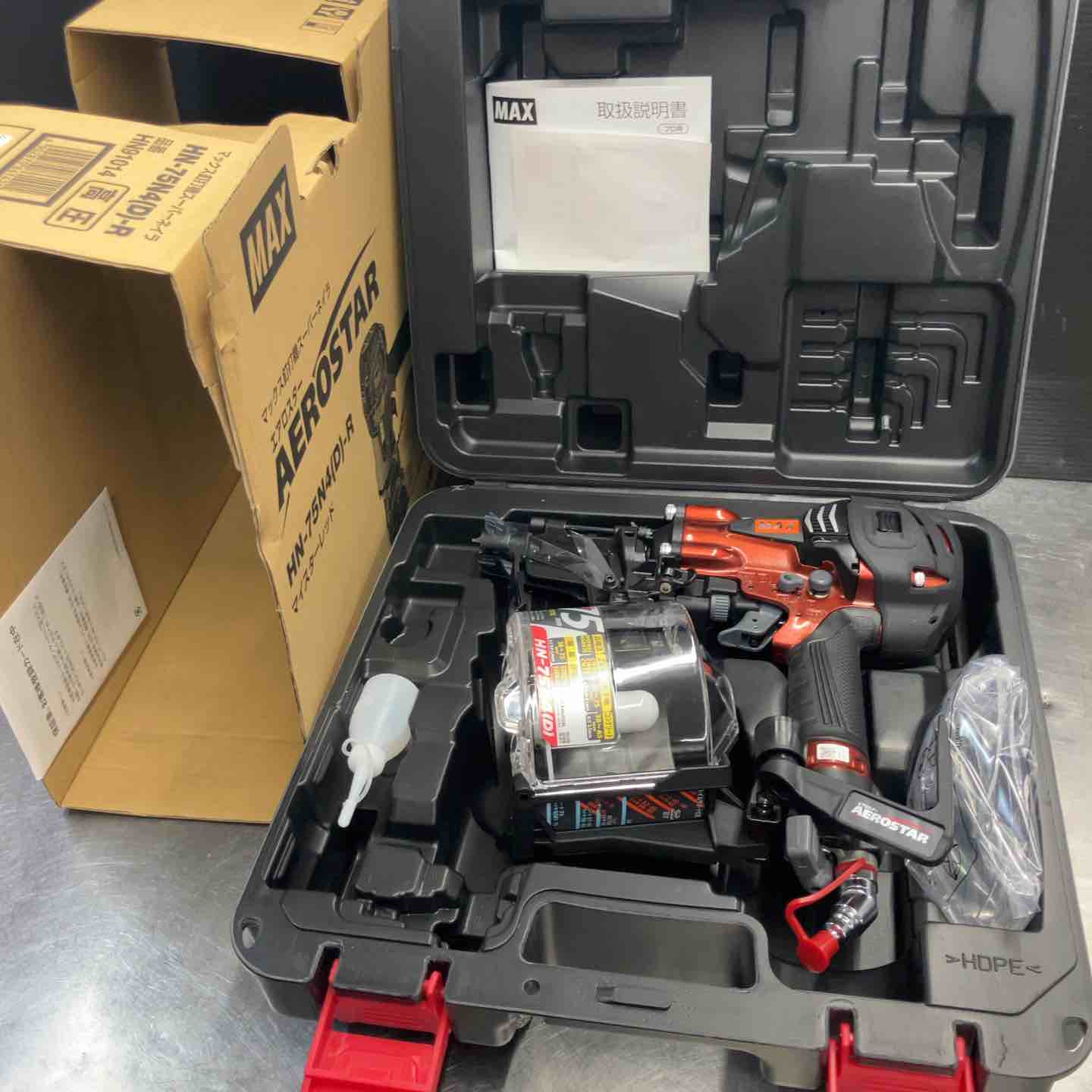 未使用(店頭展示品)】☆マックス(MAX) 高圧エア釘打ち機 HN-75N4(D)-R