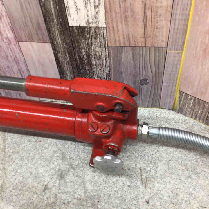 理研 手動油圧ポンプ 型式不明【八潮店】