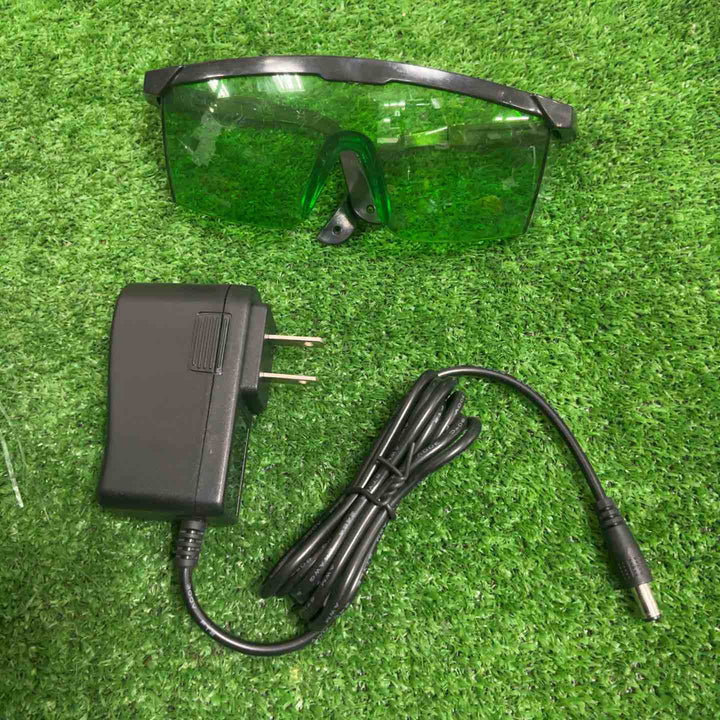 ◇山真製鋸(YAMASHIN)  グリーンレーザー墨出し器 GLZ-4+【草加店】