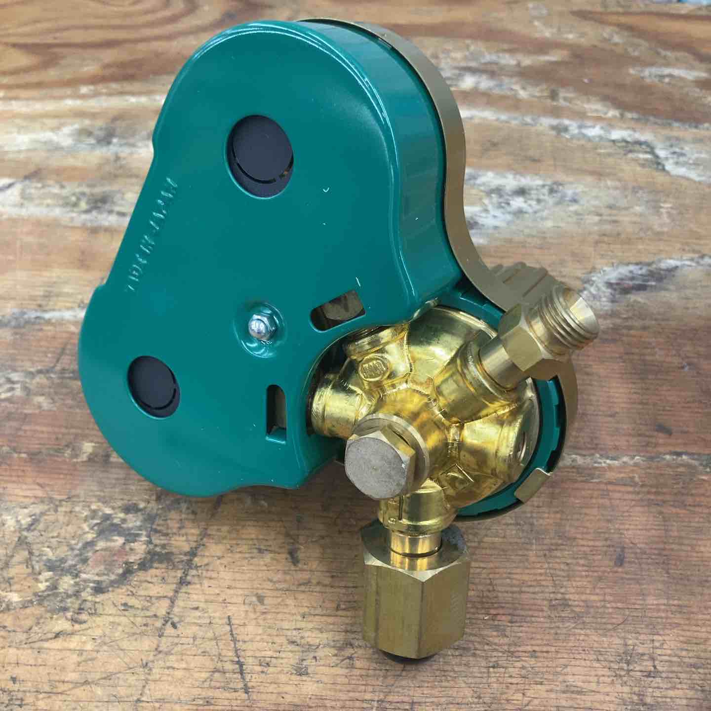 ◇小池酸素 容器圧力調整器 セフティゴールドⅡ SGⅡ-1 (酸素用)【柏店