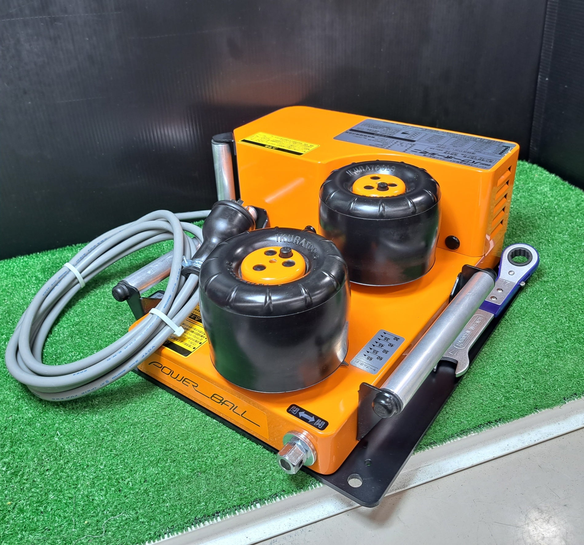 中古美品】育良精機(イクラ/IKURA) パワーボールミニ ISK-PB203M