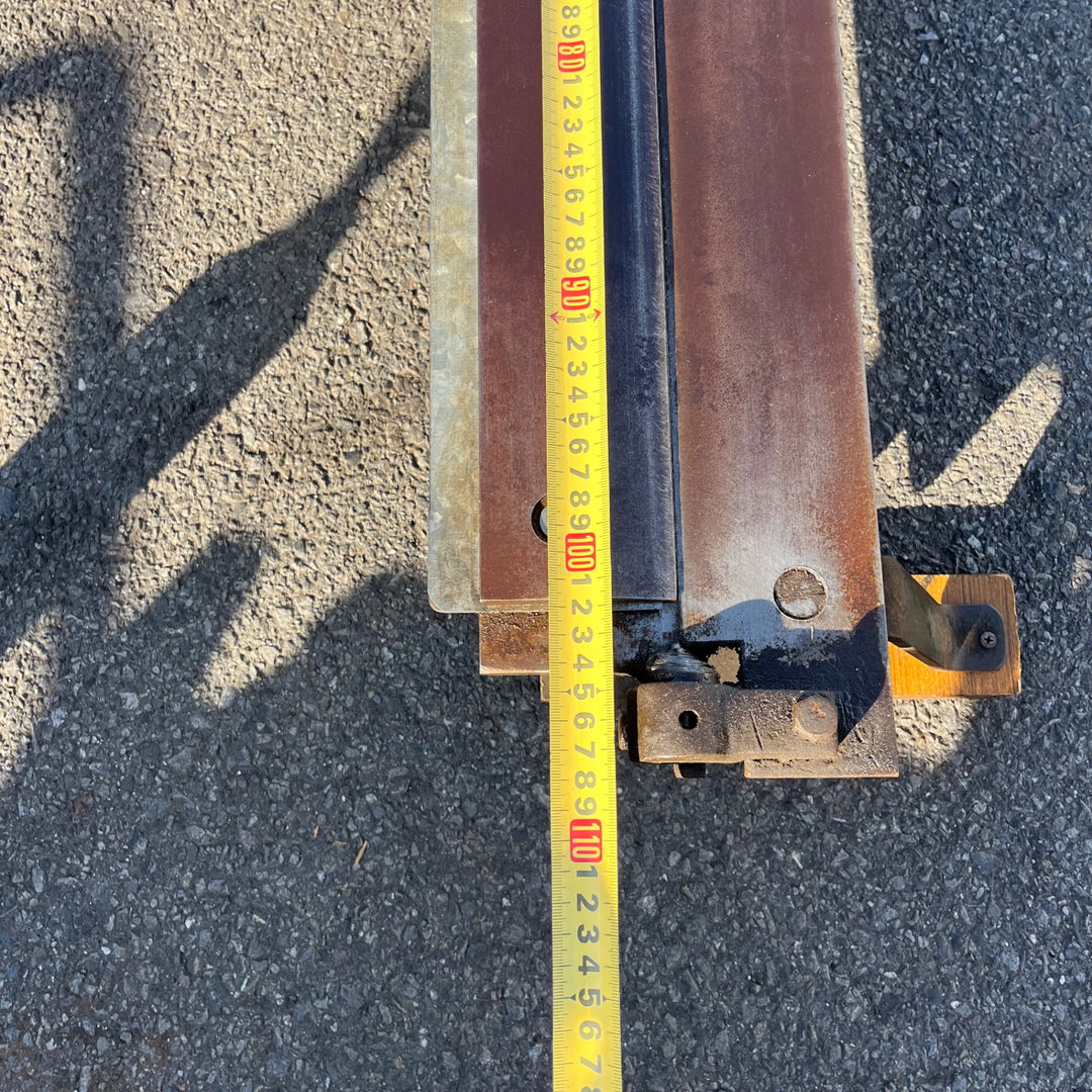 【中古品/店頭受取り限定】メーカー不明 アングルバッタ 1000mm 手動式 板金 折り曲げ 折曲機【東大和店】