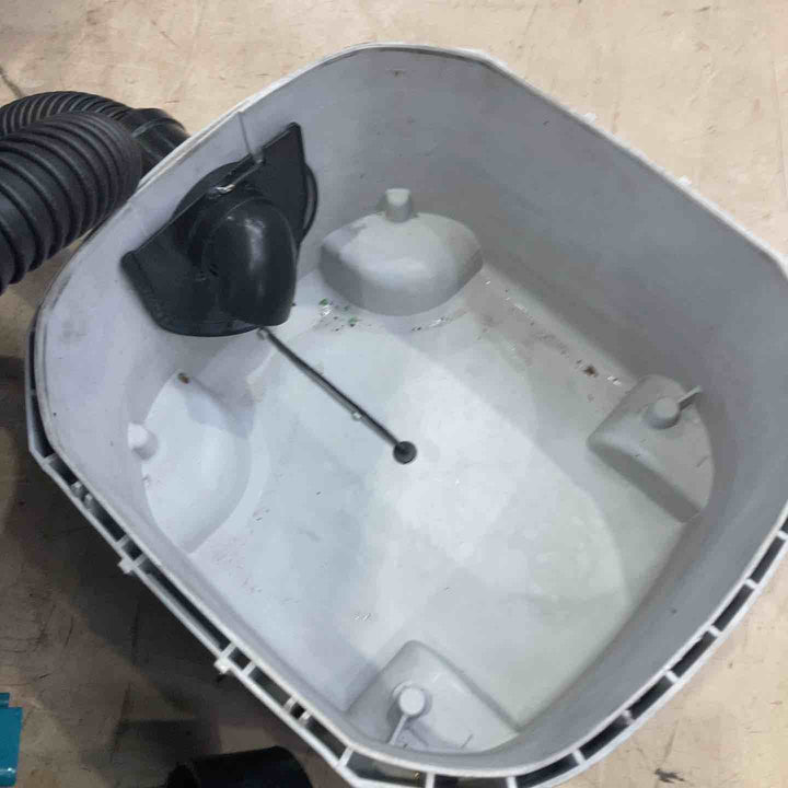 ★マキタ(makita) 集じん機 乾湿両用 VC0820【町田店】