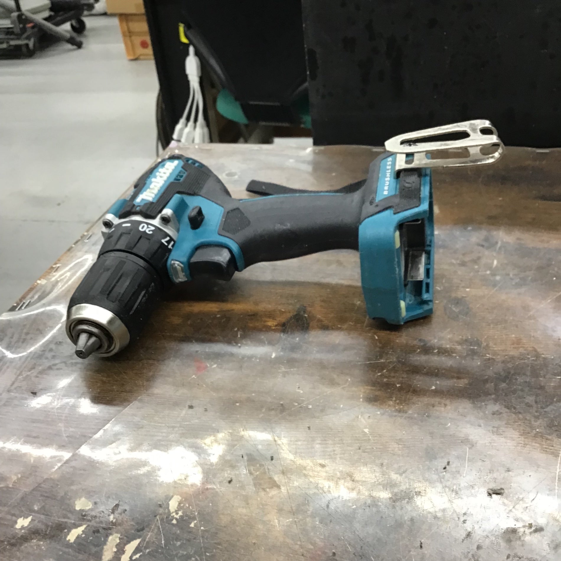 ☆マキタ(makita) コードレスドリルドライバー DF487DZ【戸田店