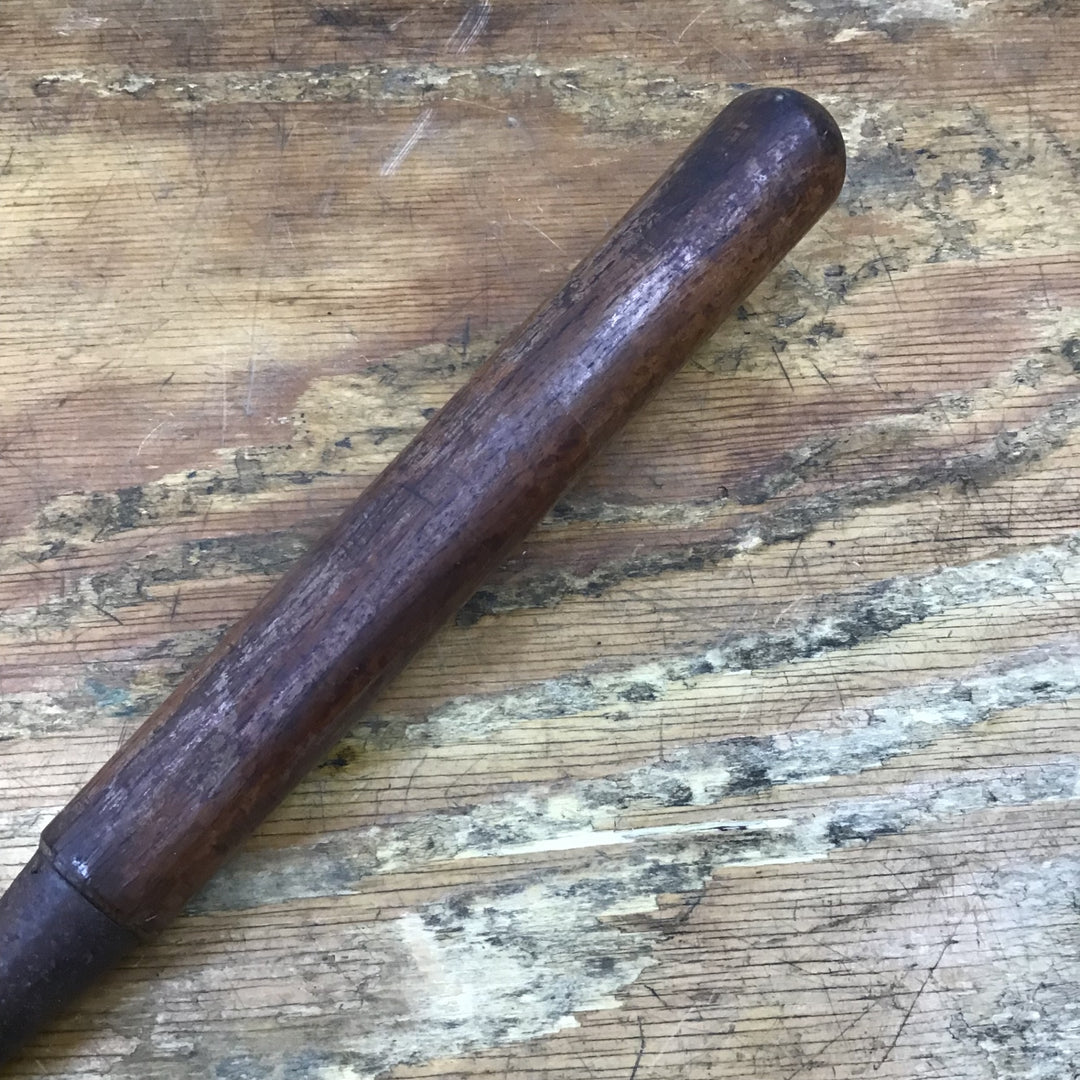 【現状品 】　「菊弘丸」銘 突き鑿 のみ 刃幅約42mm さびあり【柏店】