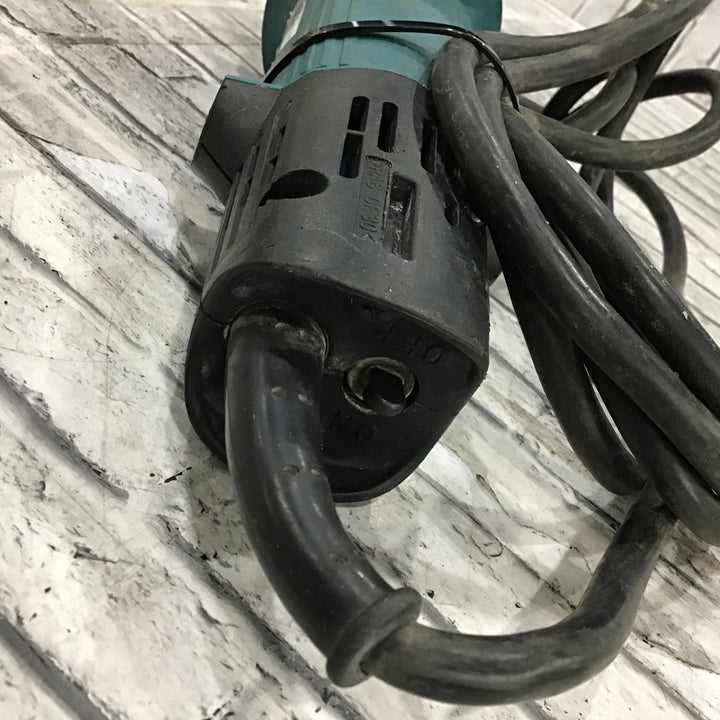 ○マキタ(makita) 100mmディスクグラインダ 9530B【川口店】