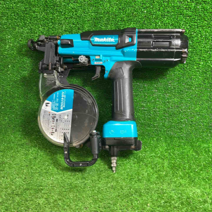 【中古品】 マキタ (makita) 高圧エアネジ打ち機 AR411HRM 【藤沢店】