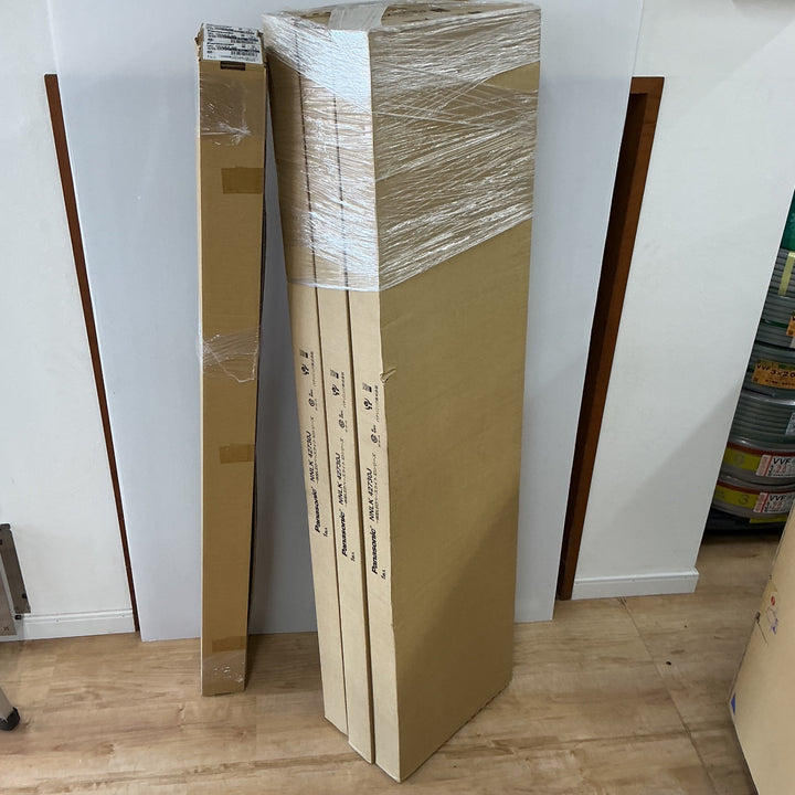 【店頭受取り限定】Panasonic パナソニック 一体型LEDベースライト NNLK42730J NEL4600EX（2種×3点セット）【電材館越谷店】