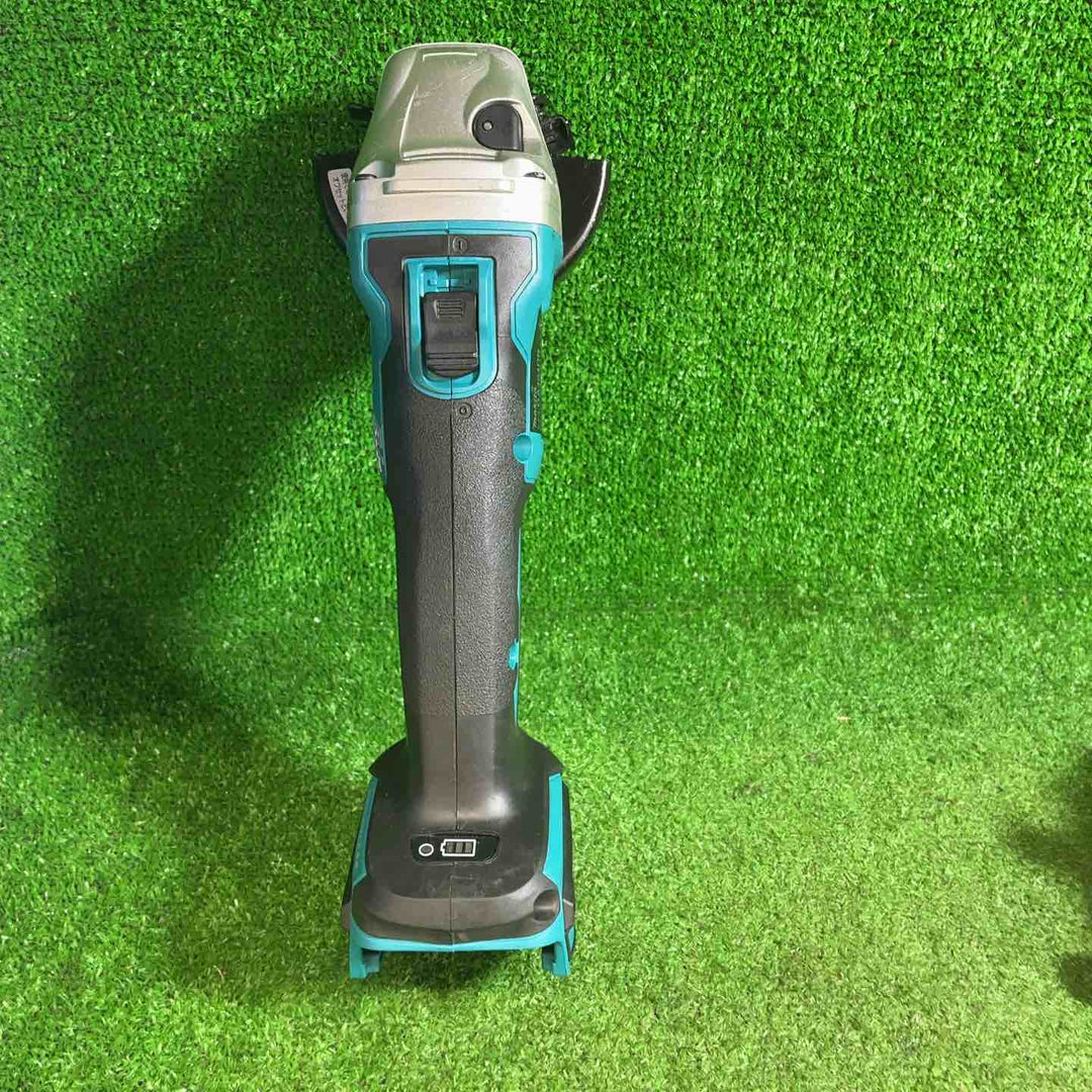 マキタ(makita) 100mmコードレスディスクグラインダ GA404DZN (GA404DN)【藤沢店】