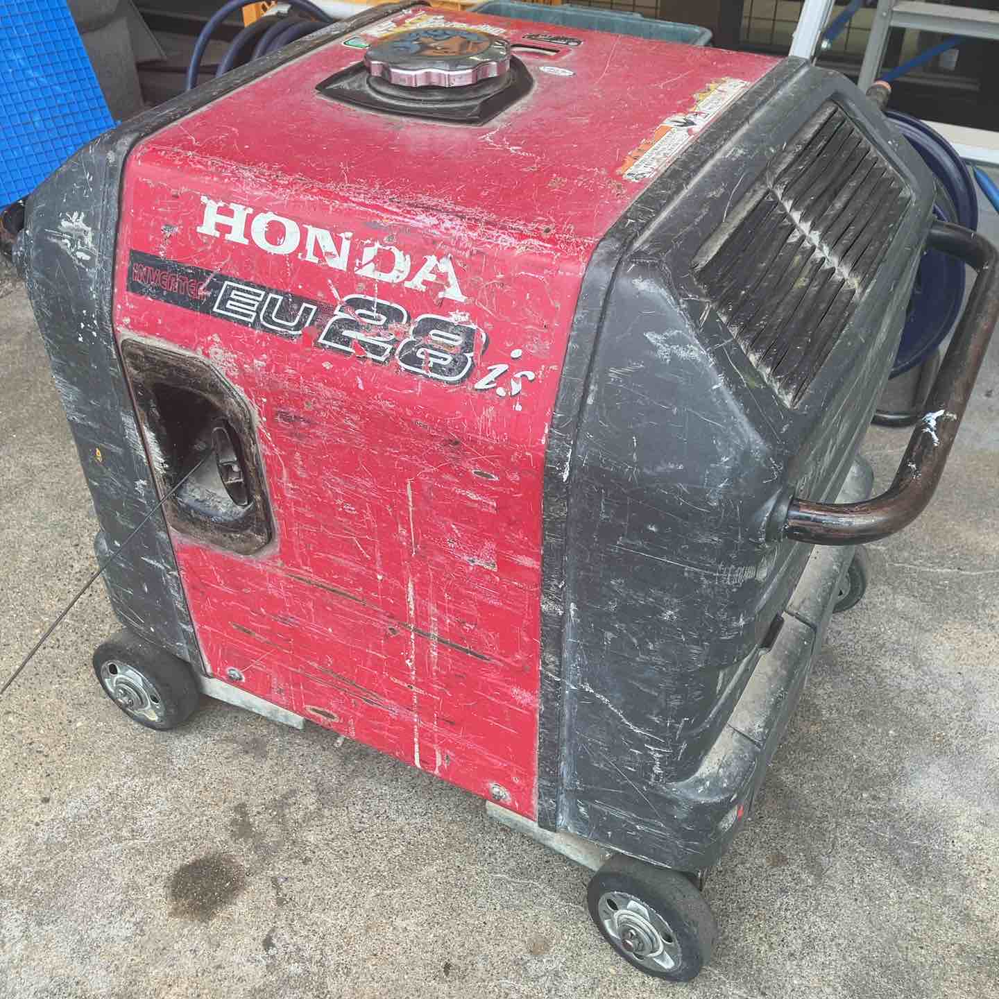 店頭受取り限定】☆ホンダ(HONDA) インバーター発電機 EU28iS_